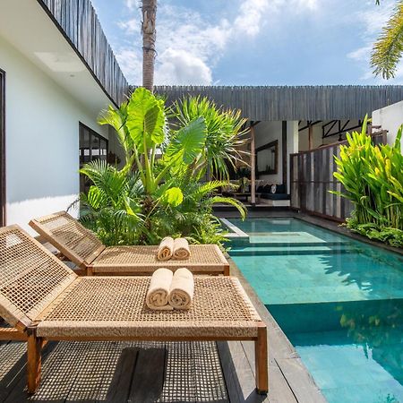 Villa Yogi Surf 3 Canggu Экстерьер фото